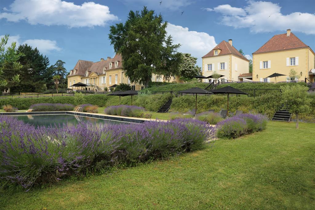 Chateau Les Merles Et Ses Villas Mouleydier Exteriér fotografie